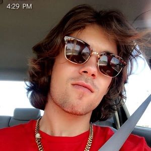 Meet your Posher, Allan